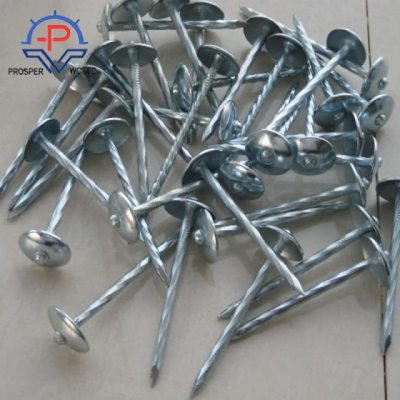 China Factory Wholesales Corrugated 14 Roofing Nails 15degree Wire / 1-1 4 Roofing Nails With Umbrella Head